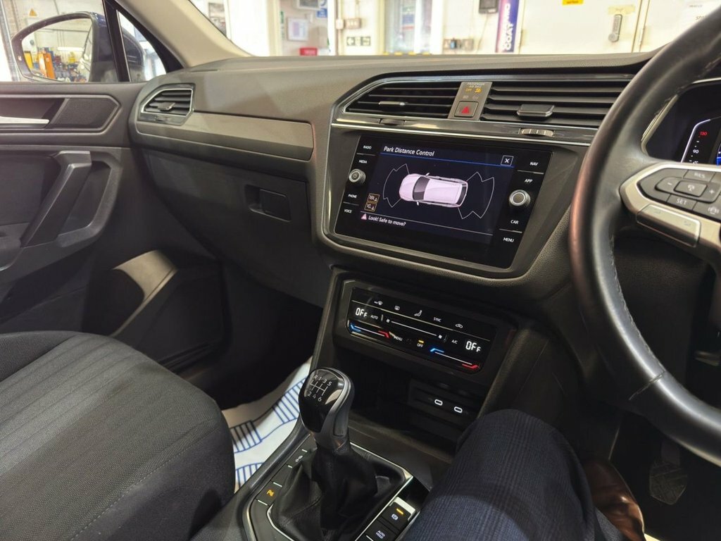 Volkswagen Tiguan Allspace Elegance White #16