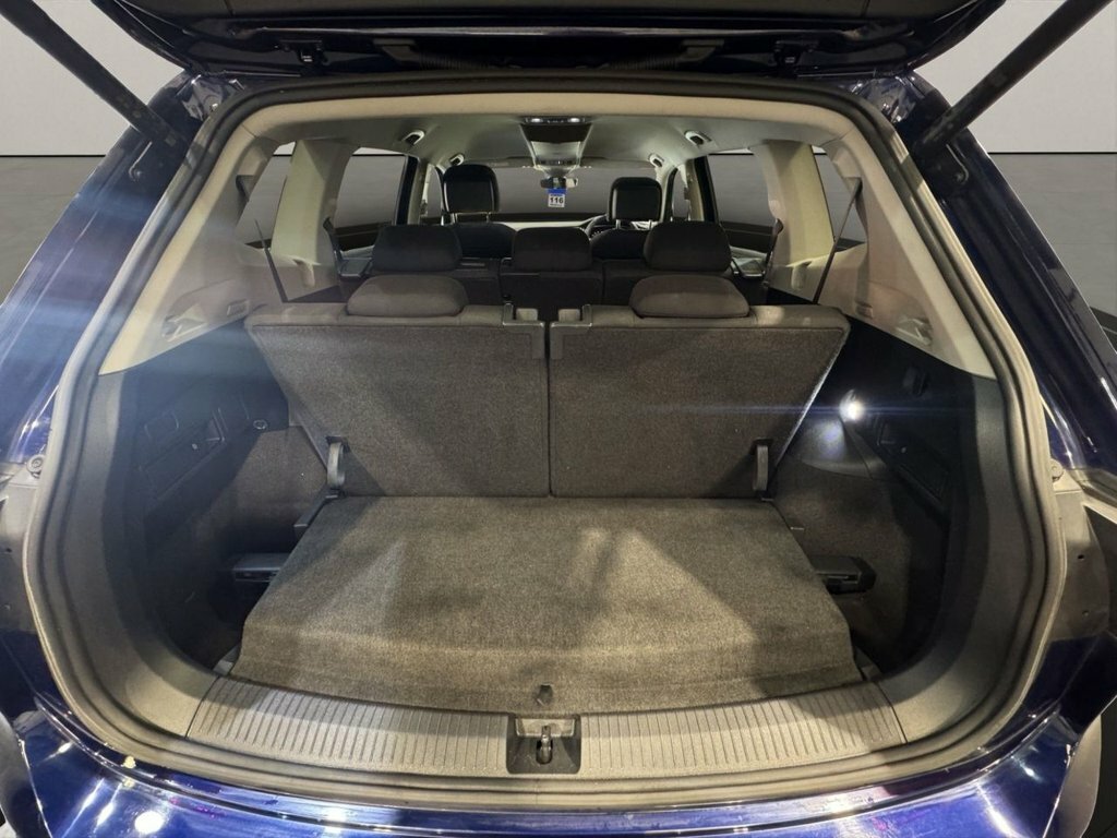 Volkswagen Tiguan Allspace Elegance White #22