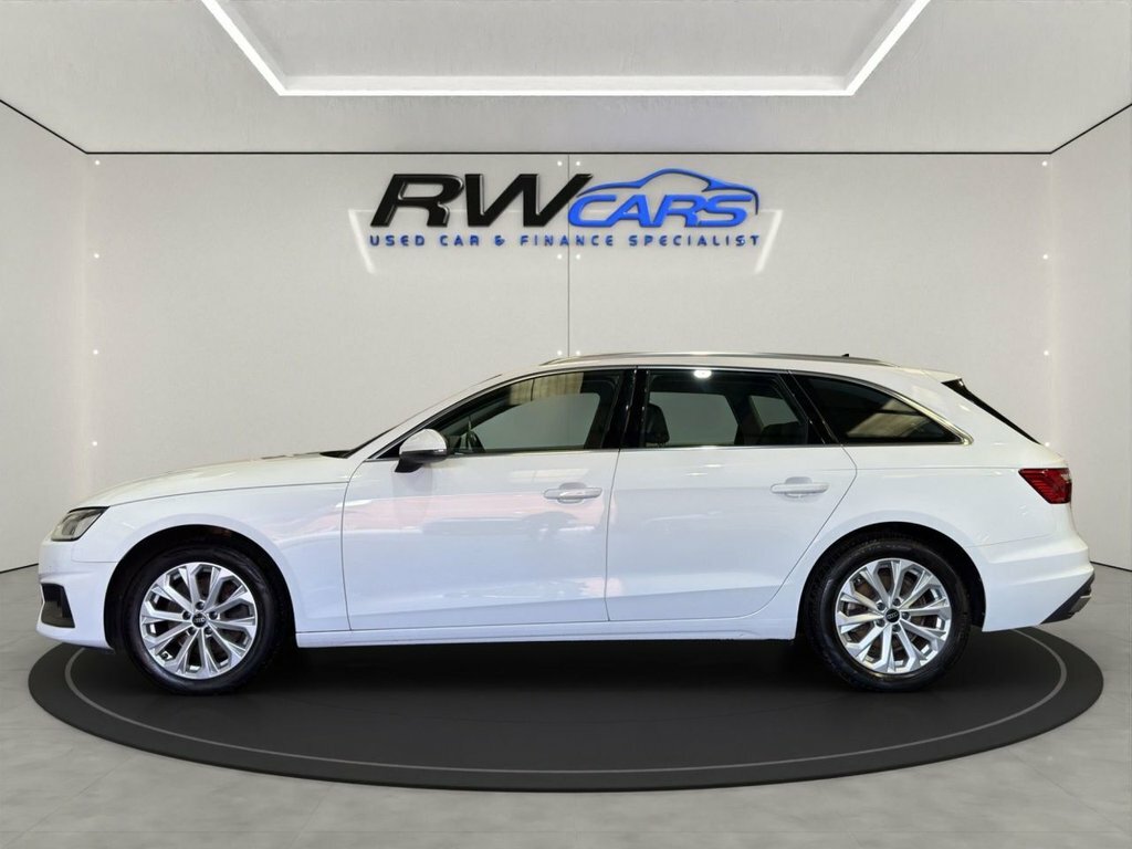 Audi A4 Avant 2L Technik White