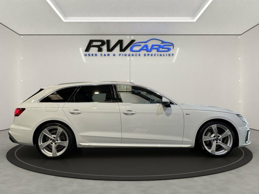 Audi A4 Avant 2L S Line White #5