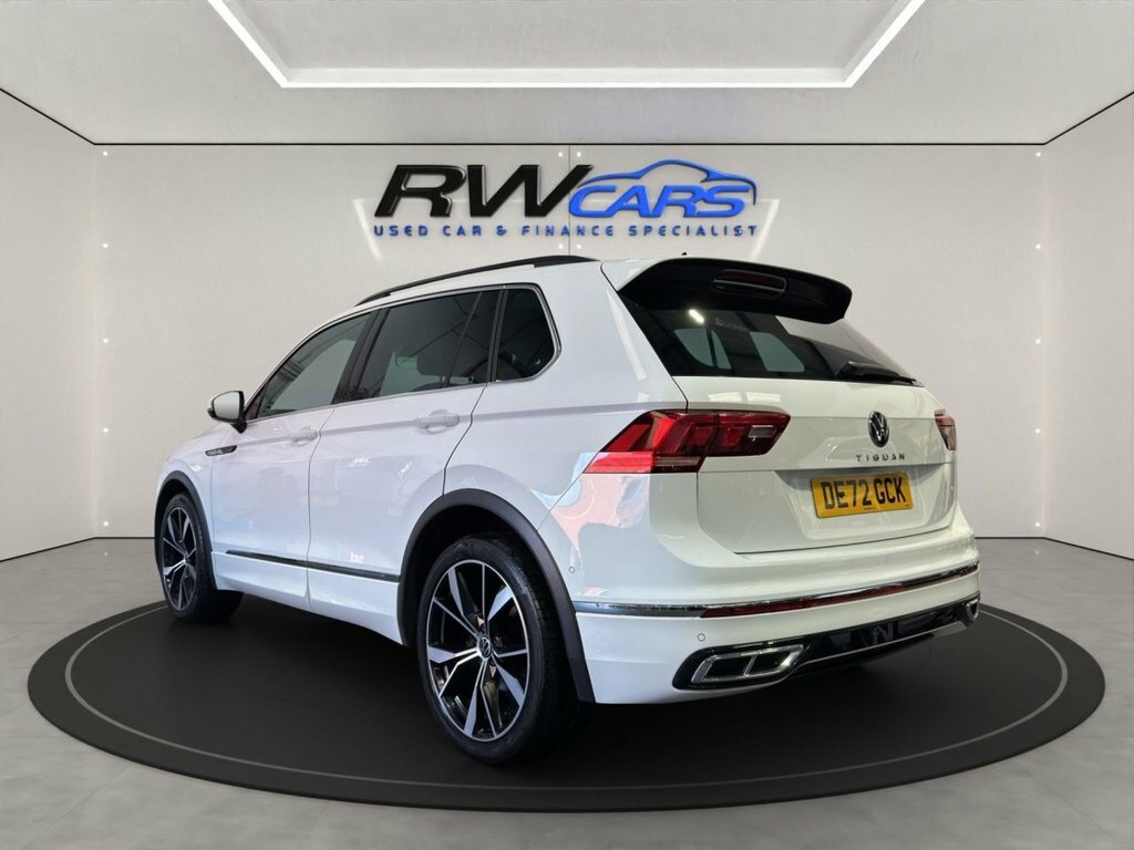 Volkswagen Tiguan 2L R-line DE72GCK White #3