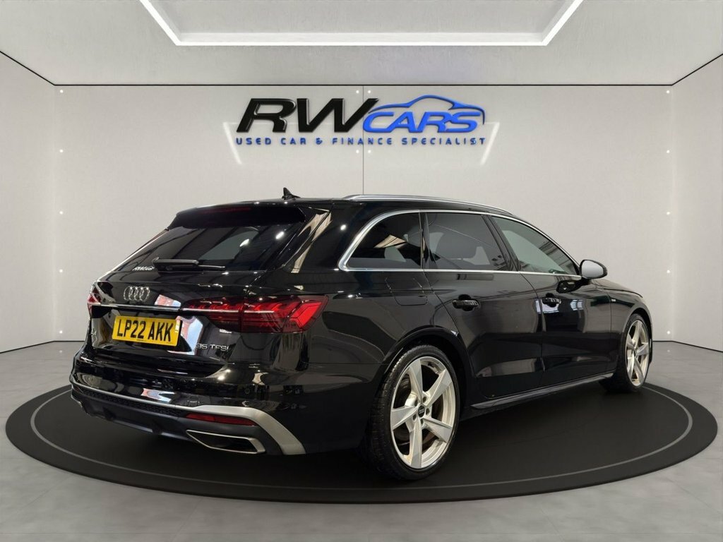 Audi A4 Avant 2L S Line Black #4