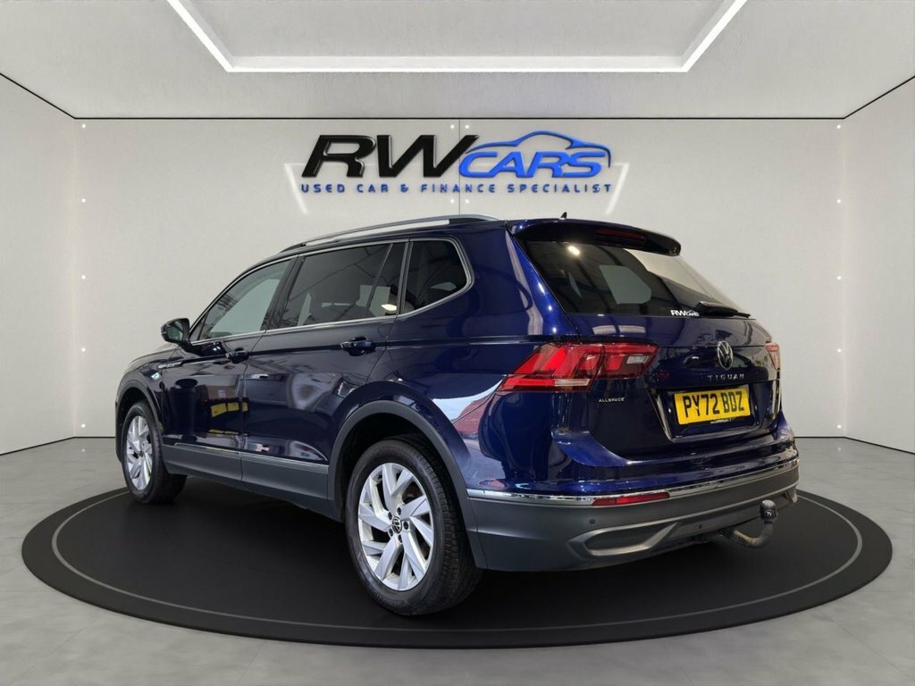 Volkswagen Tiguan Allspace 1.5L Life Blue #3