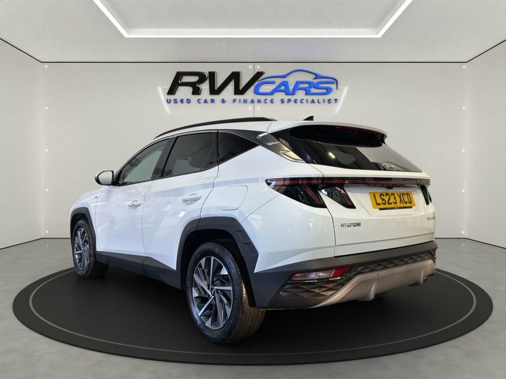 Hyundai Tucson 1.6L Premium White #2