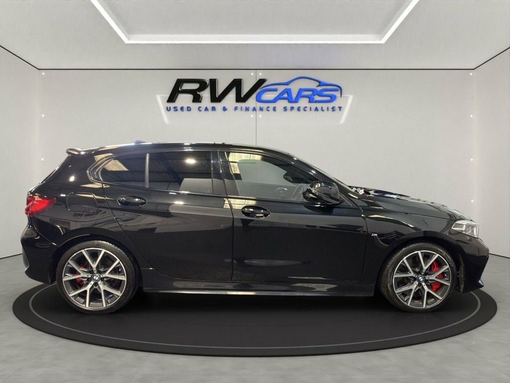BMW 1 Series 2L Null Black #5
