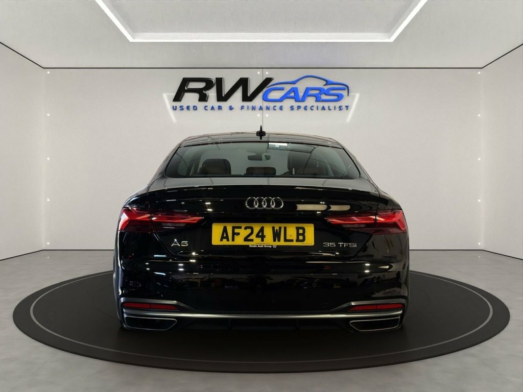 Audi A5 2L Sport Black #3