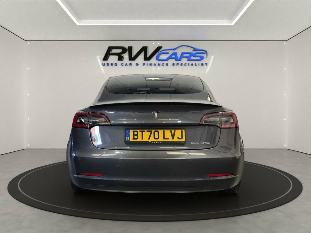 Tesla Model 3 Saloon Grey #3