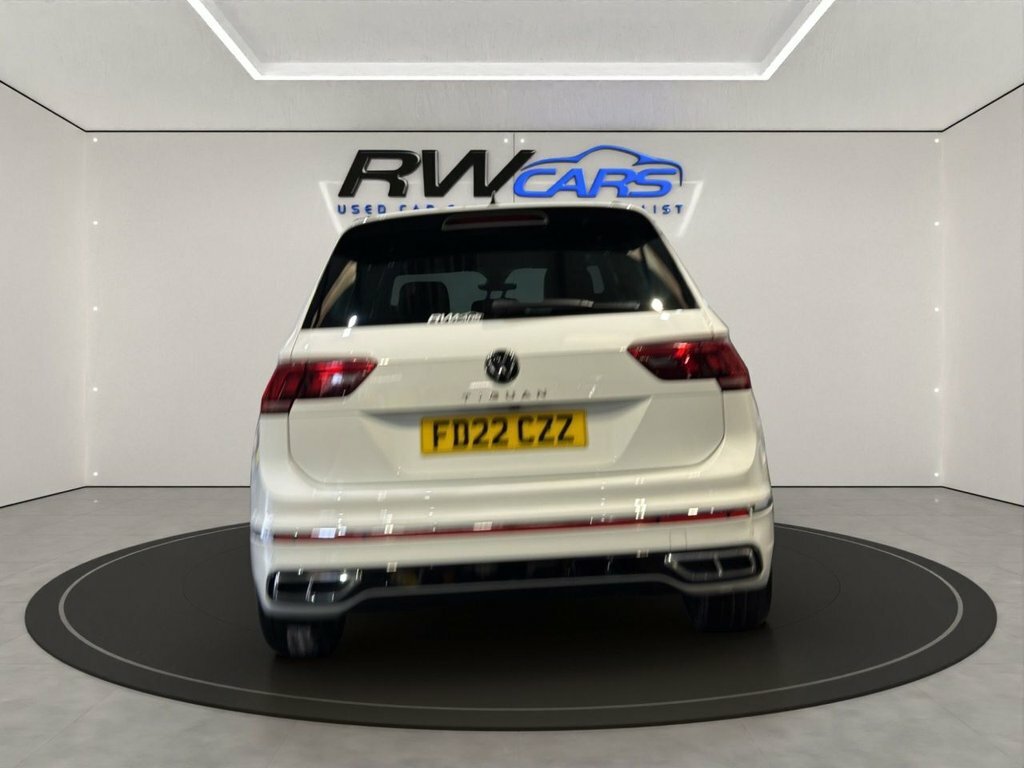 Volkswagen Tiguan 2L R-line White #4