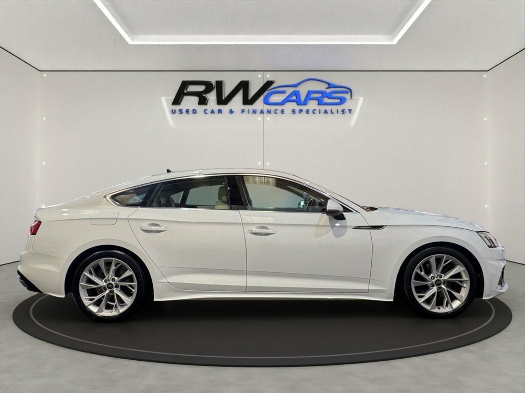 Audi A5 2L Sport White #5