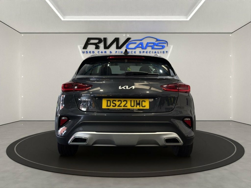 Kia Xceed Suv Grey #4