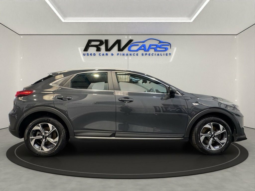 Kia Xceed Suv Grey #6