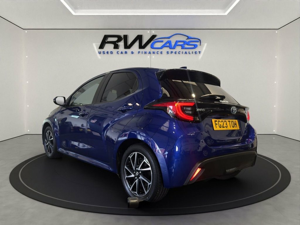 Toyota Yaris 1.5L Design Blue #2