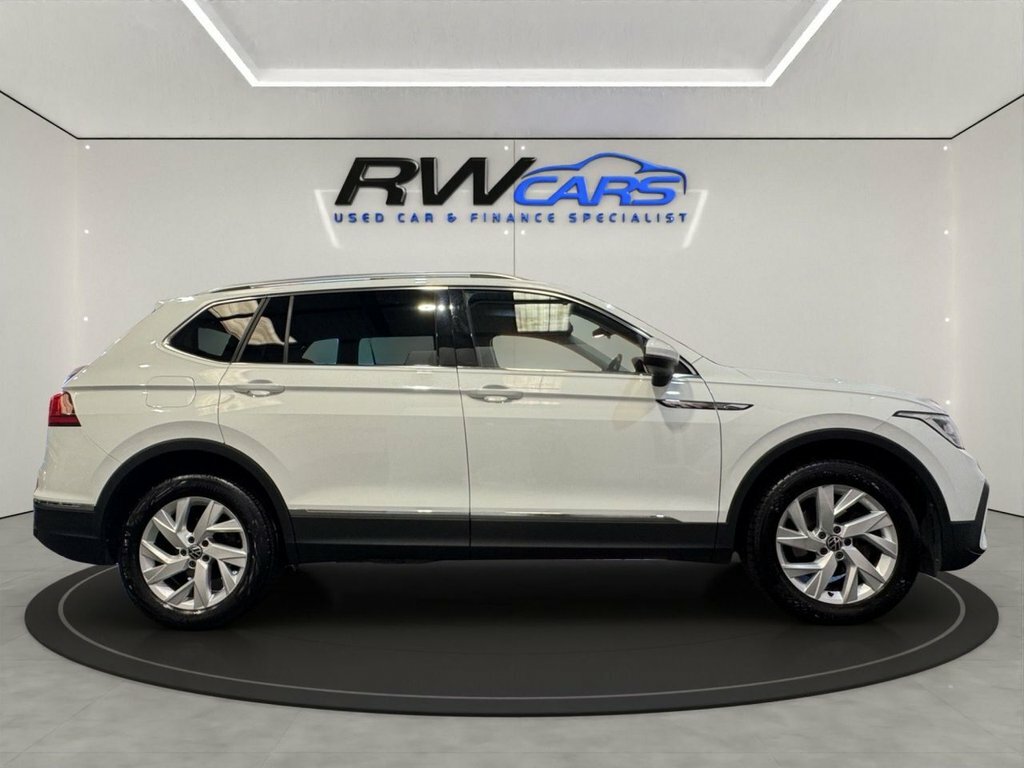 Volkswagen Tiguan Allspace 1.5L Life White #5