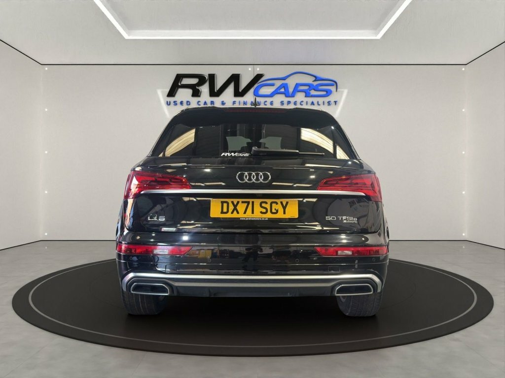 Audi Q5 2L S Line Black #3