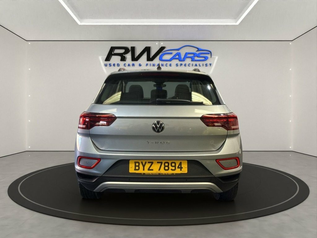 Volkswagen T-Roc 1.5L Life Silver #3