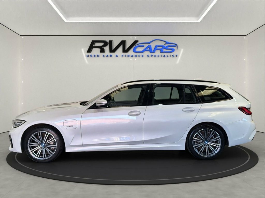 BMW 3 Series 2L M Sport White