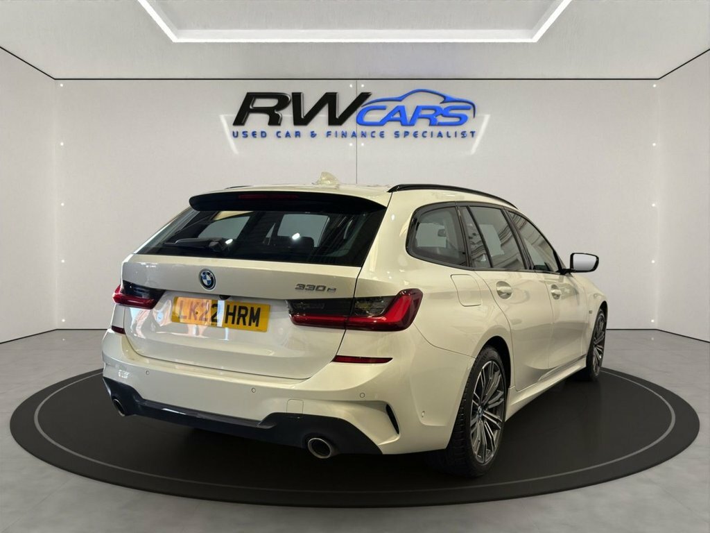 BMW 3 Series 2L M Sport White #4