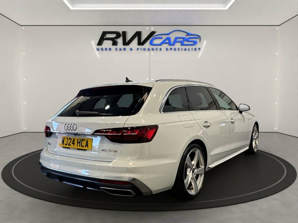 Audi A4 Avant 2L S Line White #4