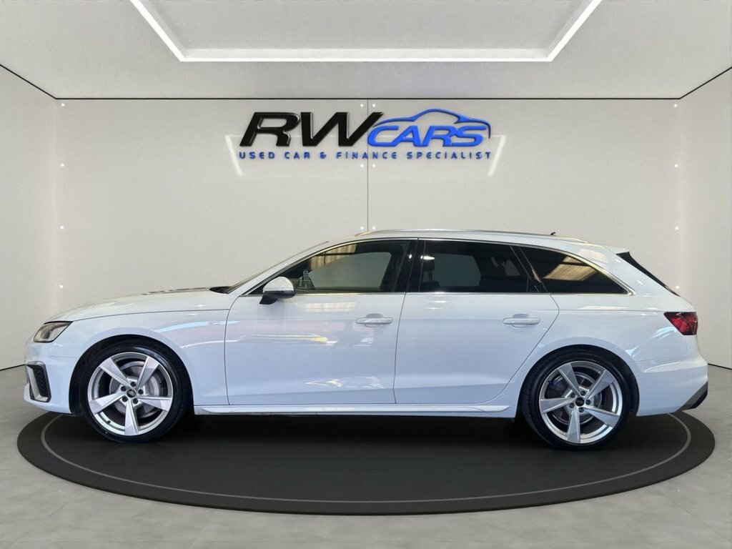 Audi A4 Avant 2L S Line White