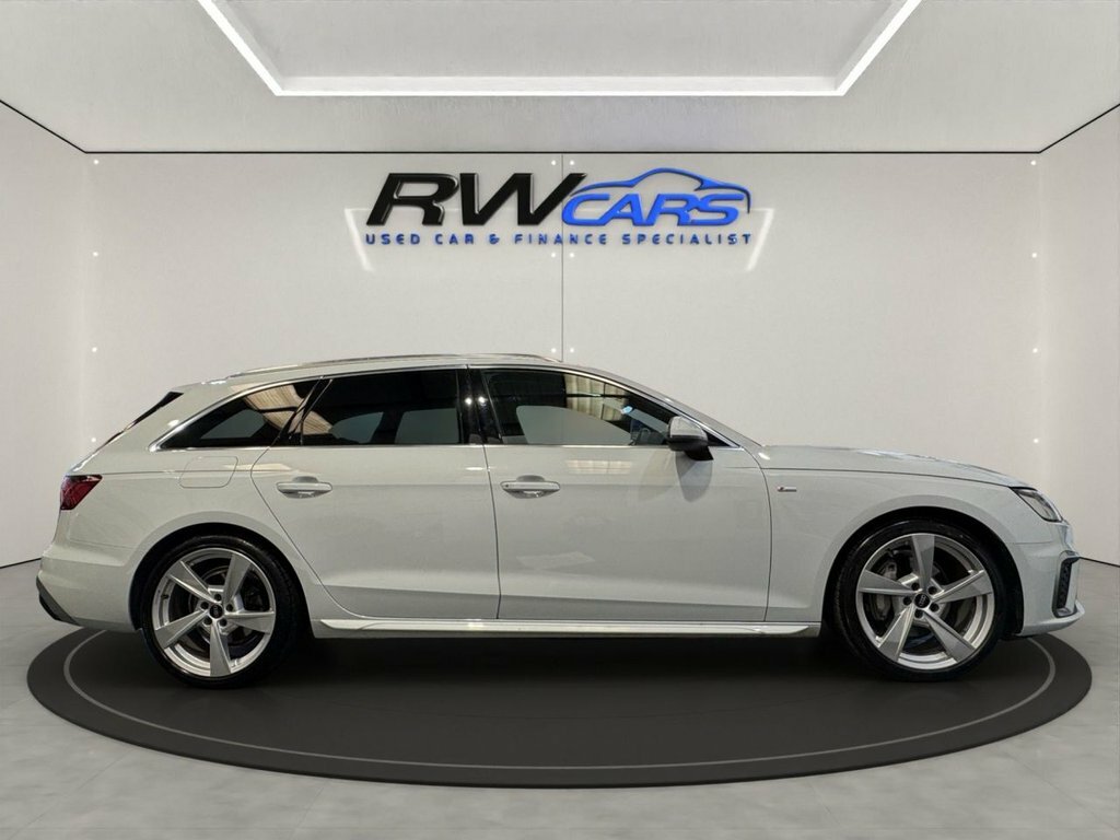 Audi A4 Avant 2L S Line White #5