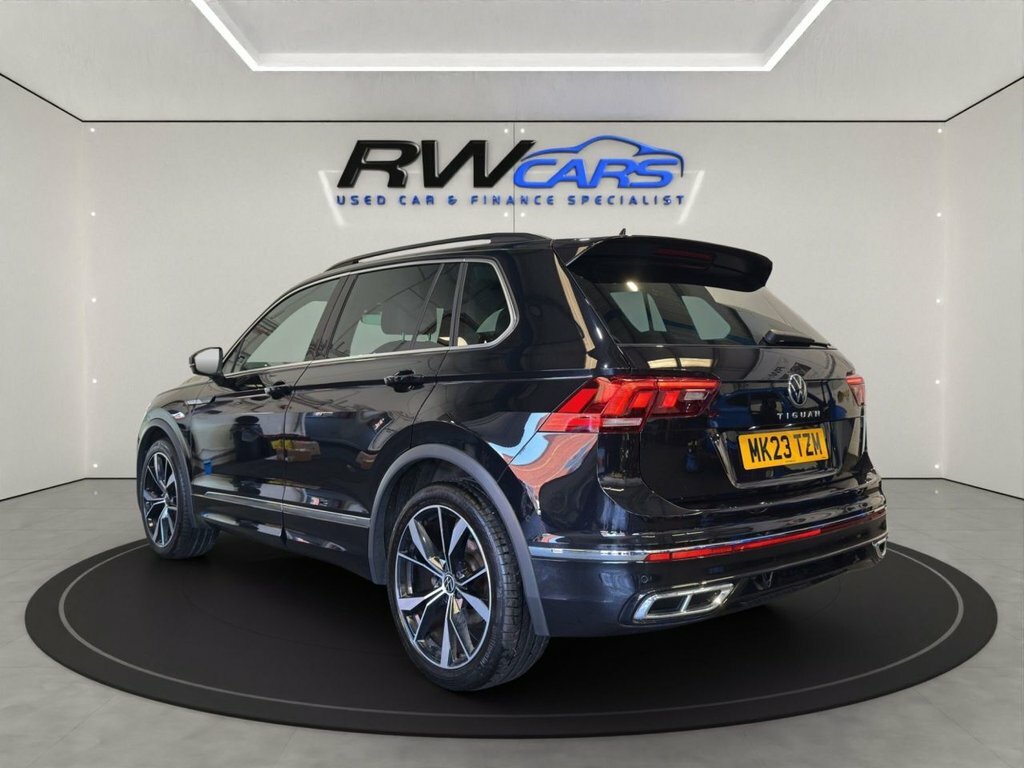 Volkswagen Tiguan 1.5L R-line Black #2