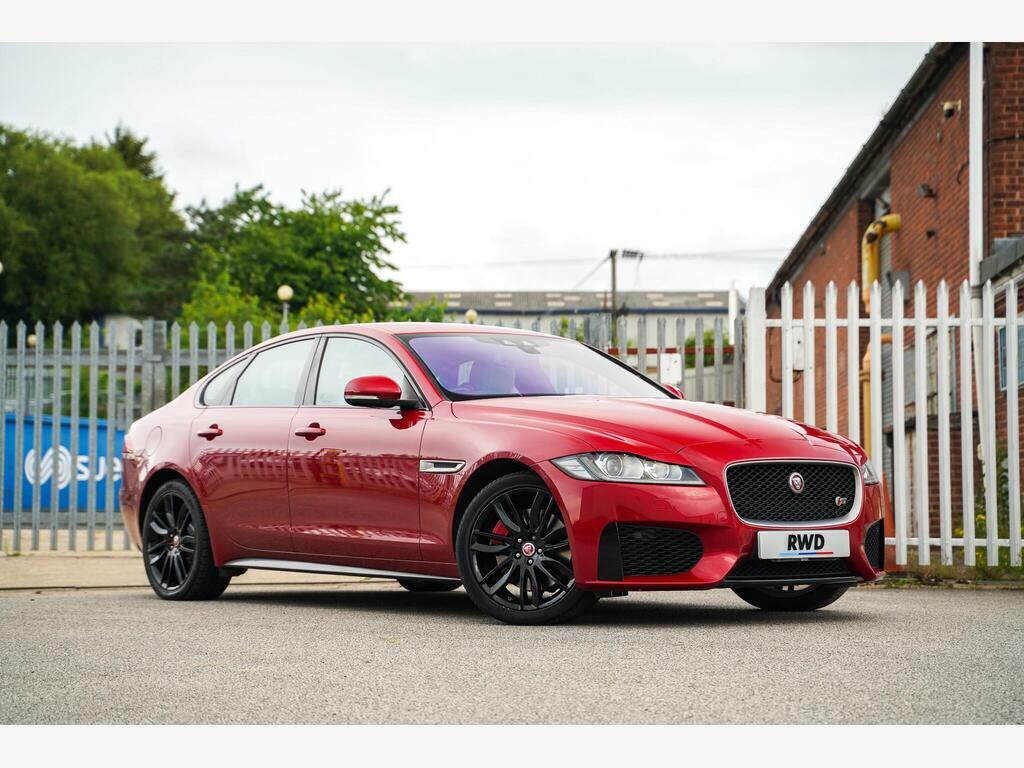 Jaguar XF 3.0 V6 S Euro 6 S S Red