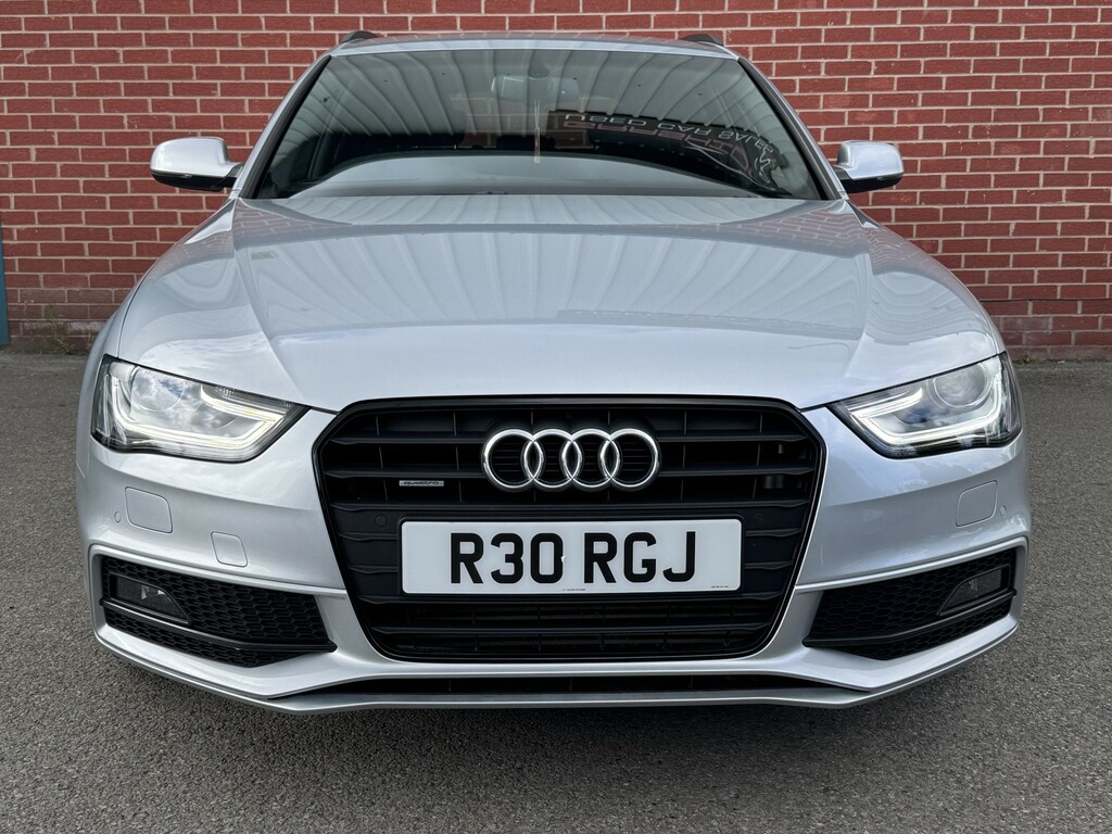 Audi A4 Avant 2.0 Tdi Black Edition Silver #2