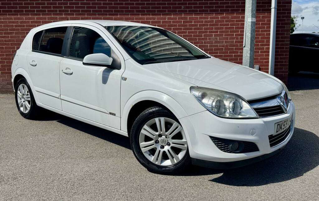 Vauxhall Astra 1.6 I 16V Design White #3