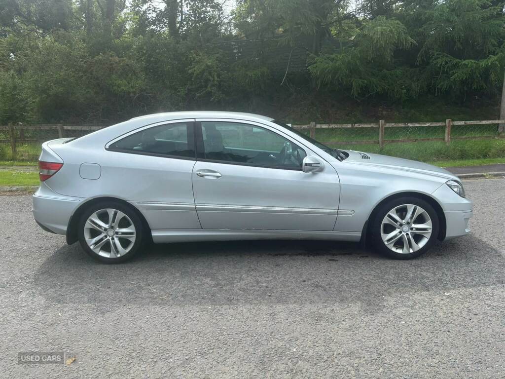Mercedes-Benz CLC Class Clc 200 Cdi Sport Silver #2