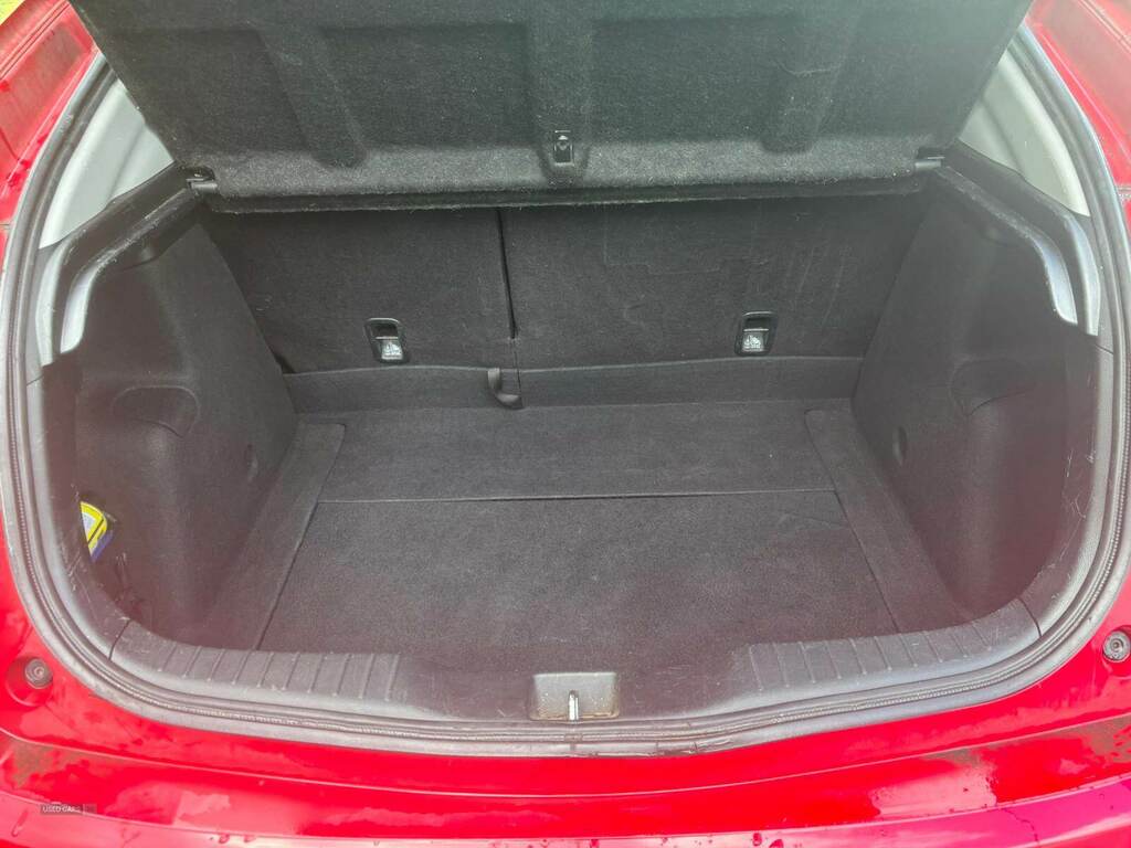 Honda Civic 1.6 I-dtec Sr WX16XLG Red #4