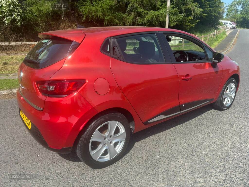 Renault Clio 1.2 16V Dynamique Medianav RFZ7203 Red #4