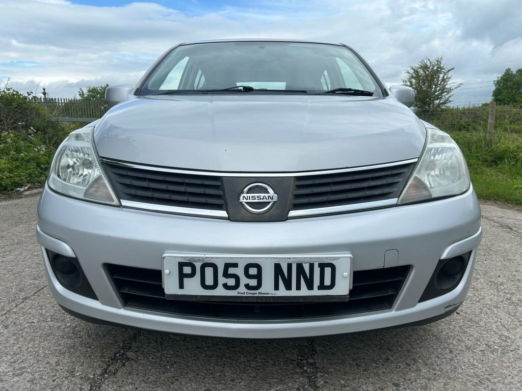 Nissan Tiida Hatchback Hatchback 2009 Silver #7