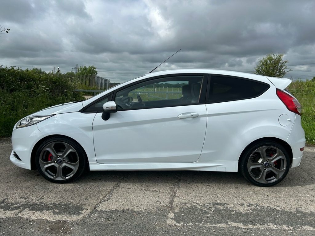 Ford Fiesta 1.6L St-3 KR17BYL White #5
