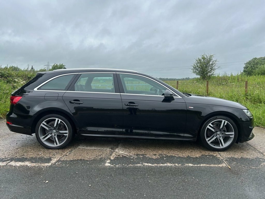 Audi A4 Avant 2L S Line Black #2