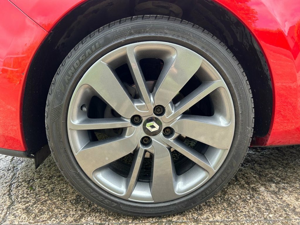 Renault Clio Hatchback Red #34