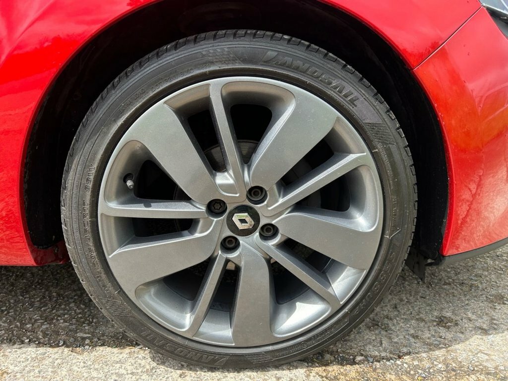 Renault Clio Hatchback Red #37