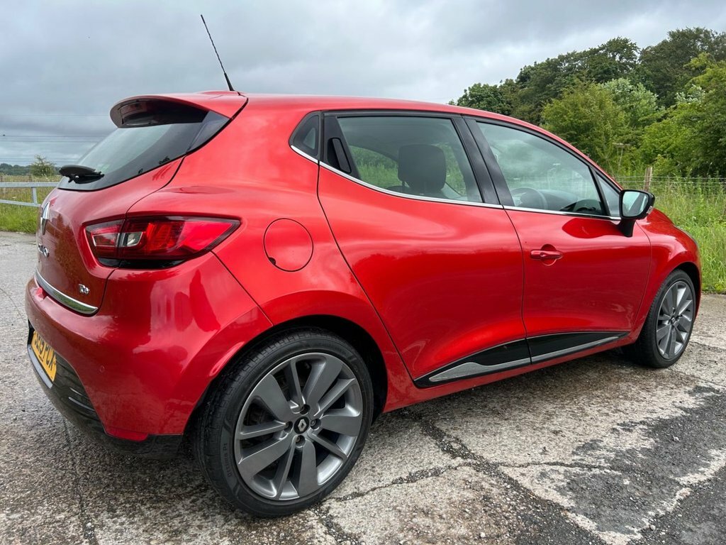 Renault Clio Hatchback Red #3