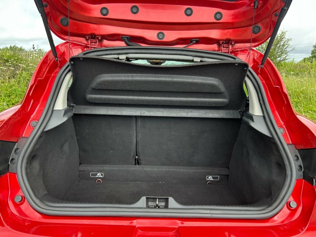 Renault Clio Hatchback Red #13