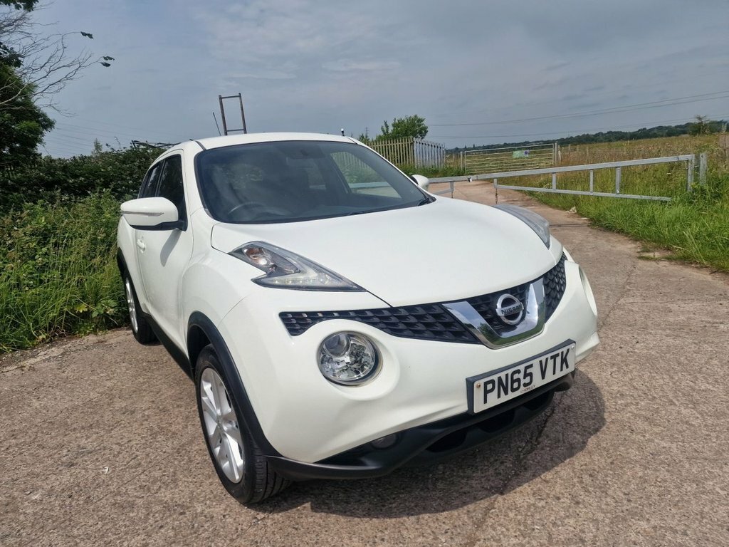Nissan Juke 1.2L Acenta Premium White