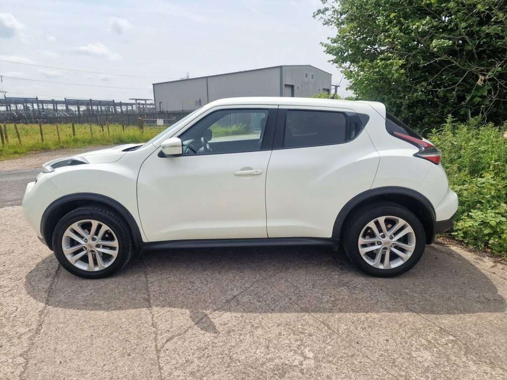 Nissan Juke 1.2L Acenta Premium White #5