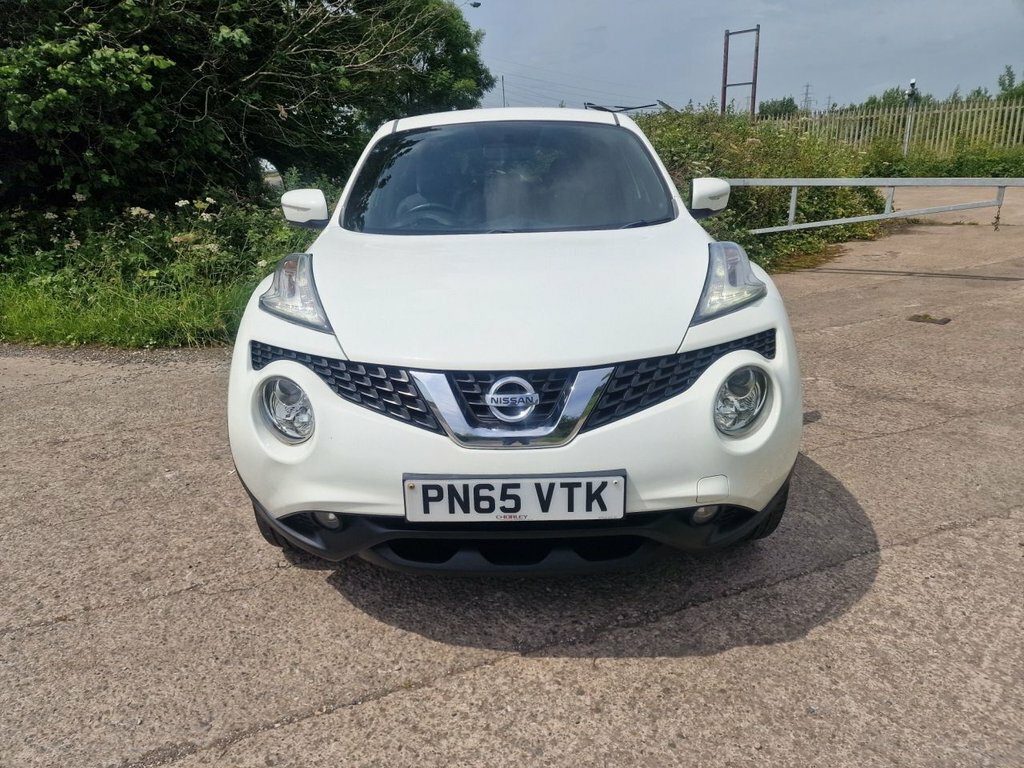 Nissan Juke 1.2L Acenta Premium White #3