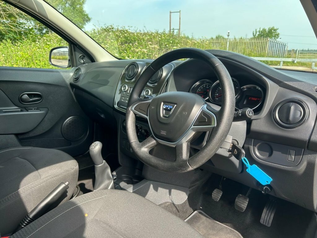 Dacia Sandero Ambiance White #13
