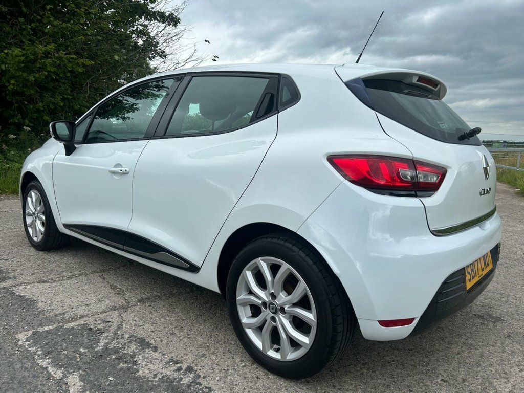 Renault Clio 1.2L Dynamique Nav White #6