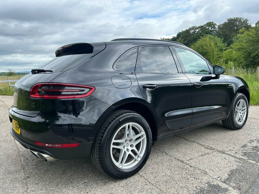 Porsche Macan 3L S Black #3