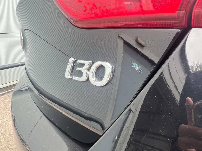 Hyundai I30 1.6 Crdi Blue Drive Se - 2016 16 EK16BPZ Black #2