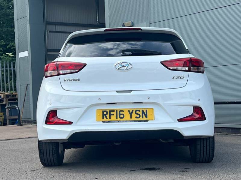 Hyundai I20 1.4 Crdi Sport - 2016 16 White #4