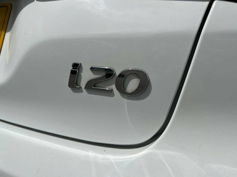 Hyundai I20 1.2 Mpi Play White #6