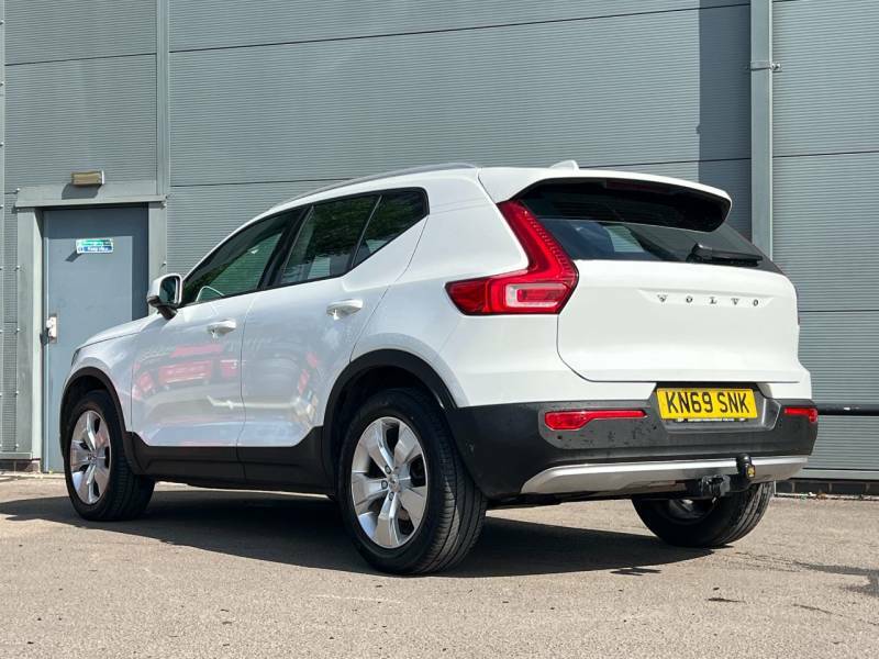 Volvo XC40 2.0 D3 Momentum Pro Awd Geartronic - 2019 69 KN69SNK White #4