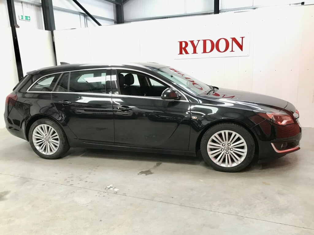 Vauxhall Insignia 2.0 Cdti 170 Tech Line Estate Blue
