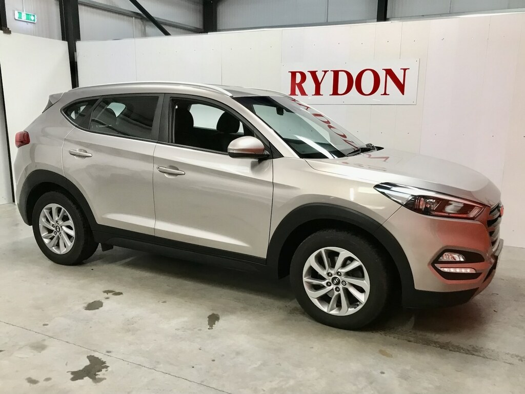 Hyundai Tucson 1.7 Crdi Blue Drive Se Nav 2Wd Dct White
